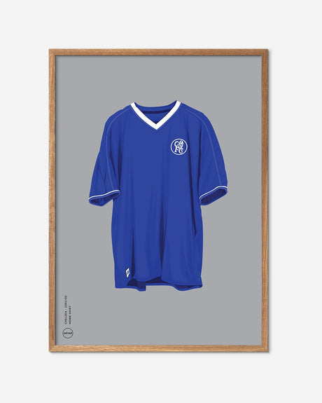 Blå Chelsea fodboldtrøje plakat i egetræsramme med minimalistisk design