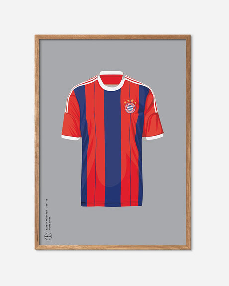 Plakat med Bayern München hjemmebanetrøje 2014-15 i rød og blå, egetræsramme, fodboldkunst