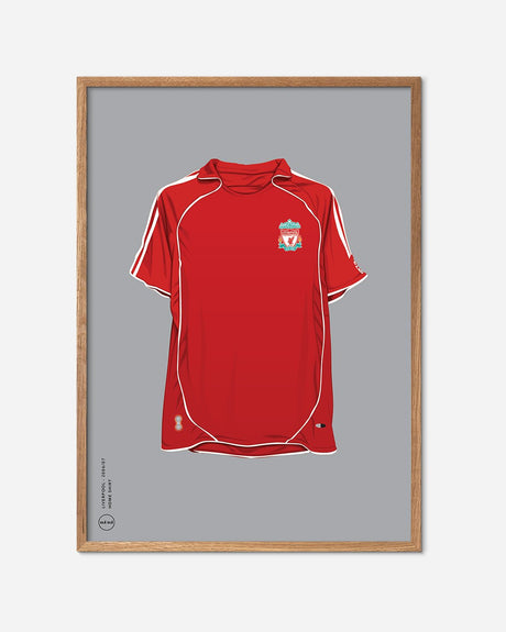 Plakat med rød Liverpool fodboldtrøje 2006-07 i egetræsramme, minimalistisk design