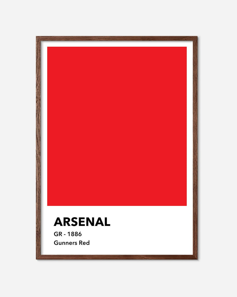 En Arsenal F.C. fodbold plakat med deres røde farve fra Colors kollektionen i en mørk egetræsramme - Olé Olé