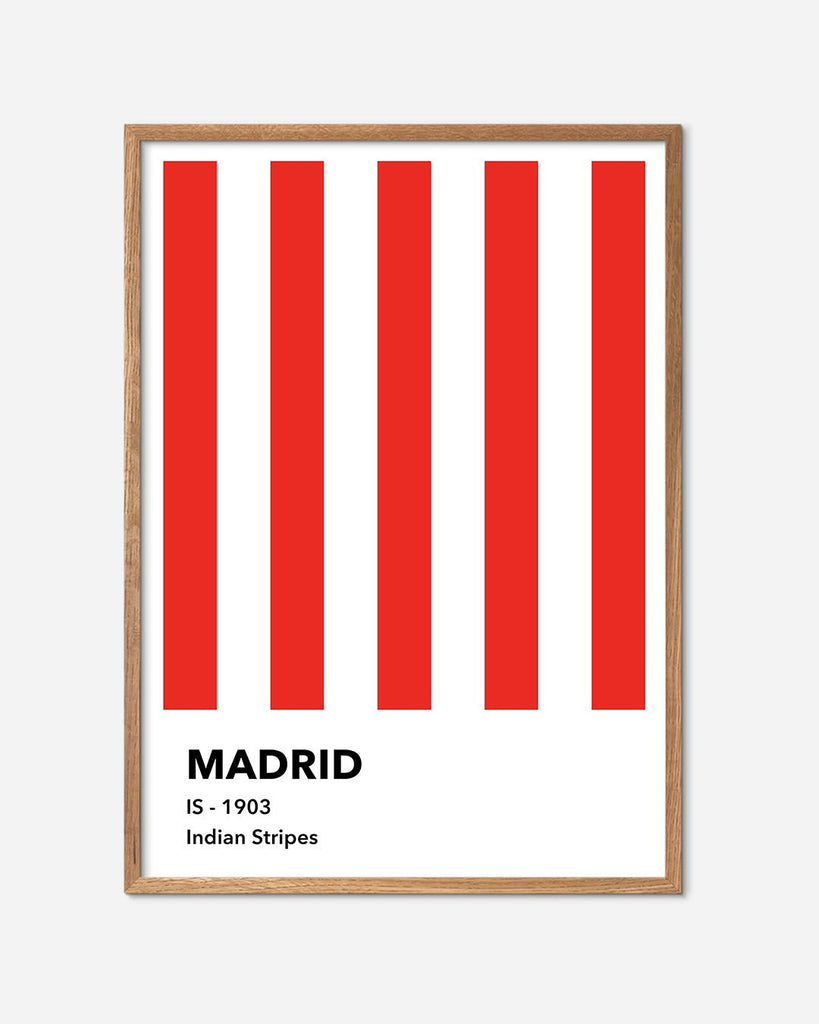 En Atletico Madrid fodbold plakat med deres røde og hvide striber fra Colors kollektionen i en egetræsramme - Olé Olé