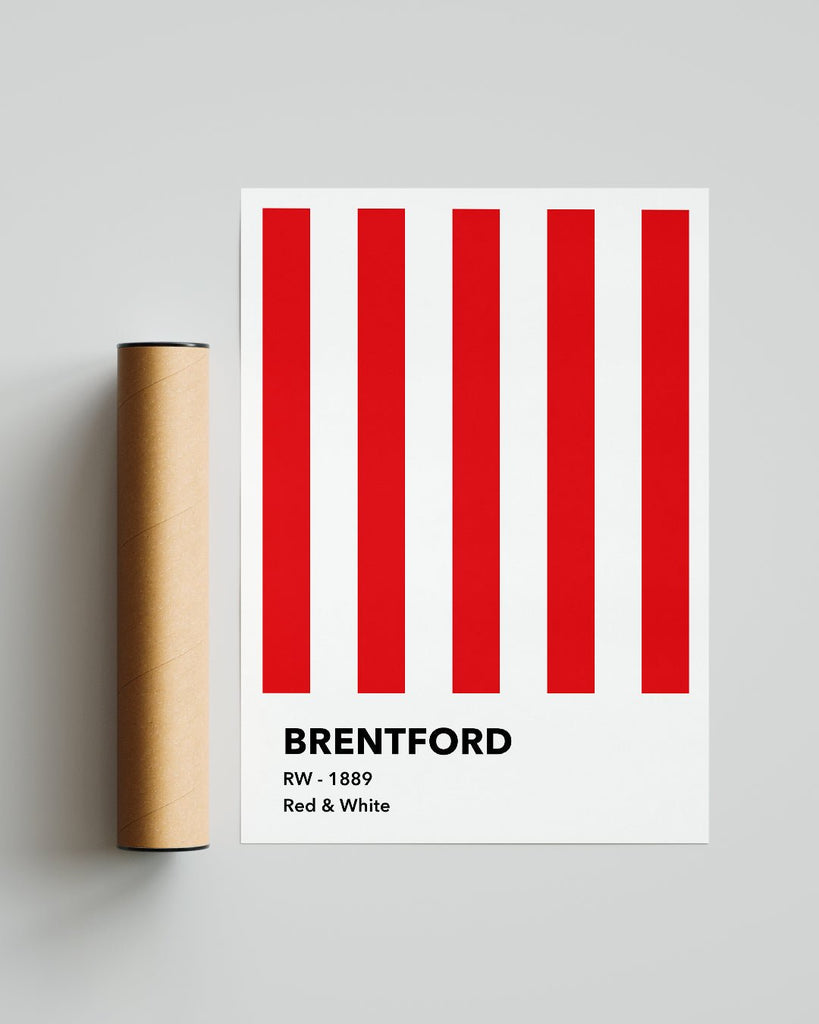 En Brentford F.C. fodbold plakat med deres røde og hvide striber fra Colors kollektionen ved siden af emballage - Olé Olé