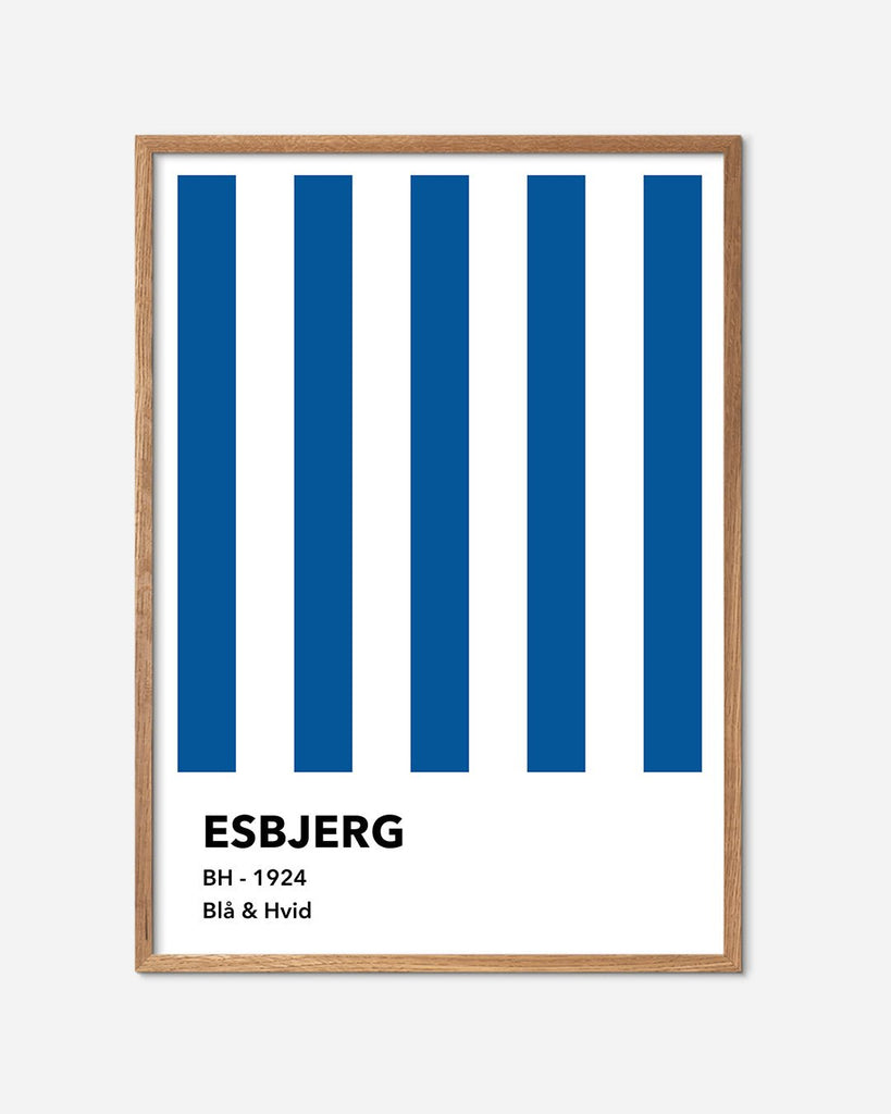 En Esbjerg F.B. fodbold plakat med deres blå og hvide striber fra Colors kollektionen i en egetræsramme - Olé Olé