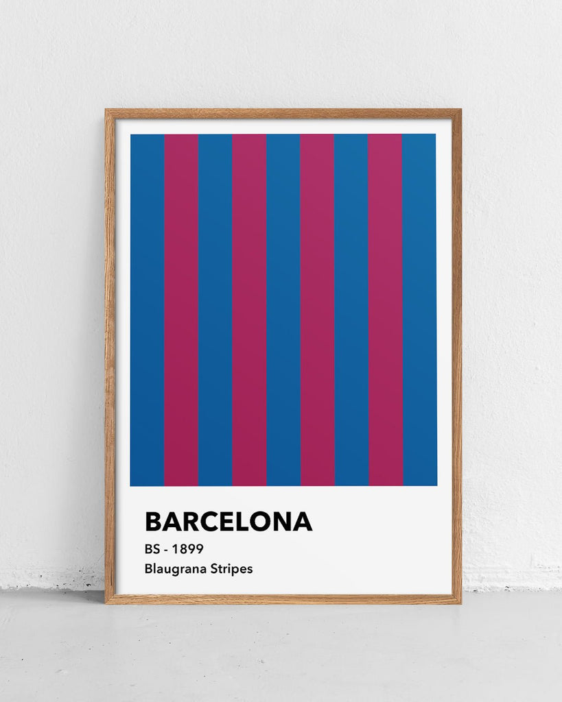 En F.C. Barcelona fodbold plakat med deres blaugrana striber fra Colors kollektionen stående på et gulv - Olé Olé