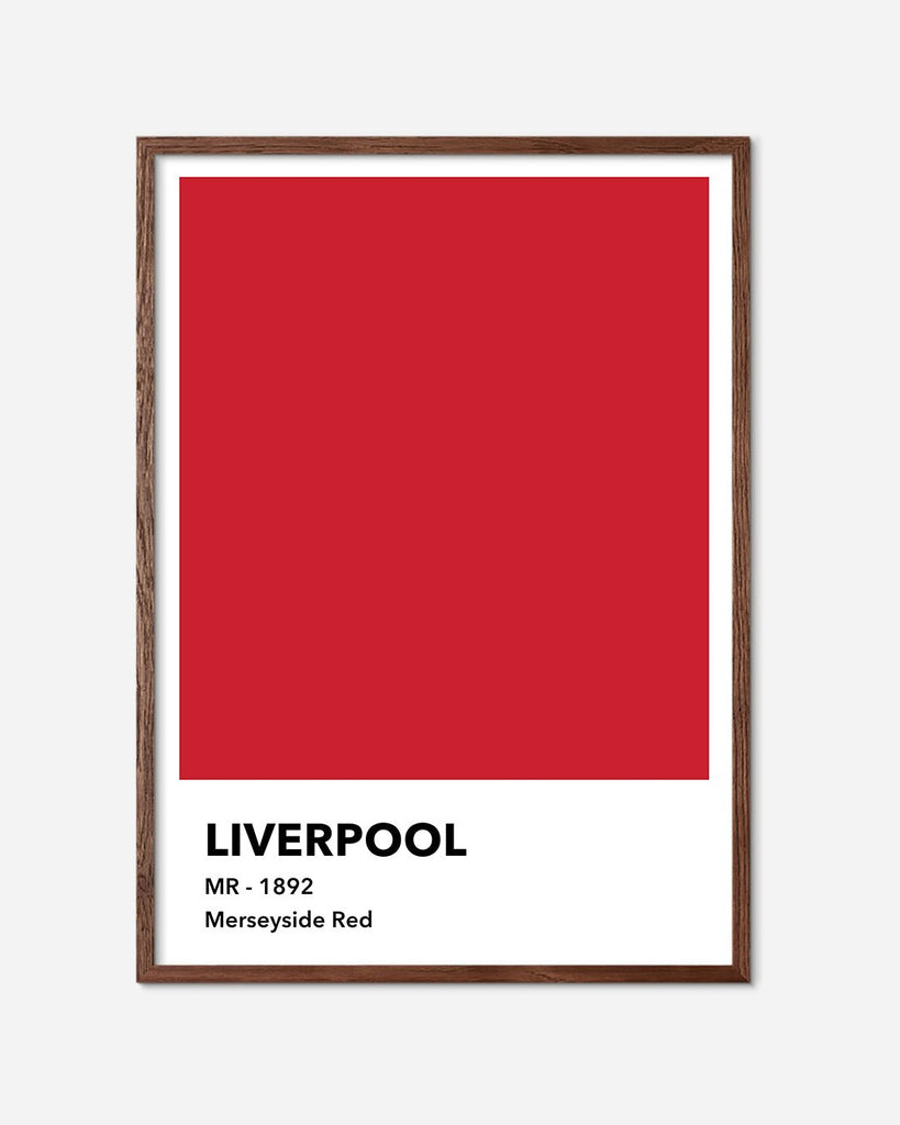 En Liverpool F.C. fodbold plakat med deres røde farve fra Colors kollektionen i en mørk egetræsramme - Olé Olé