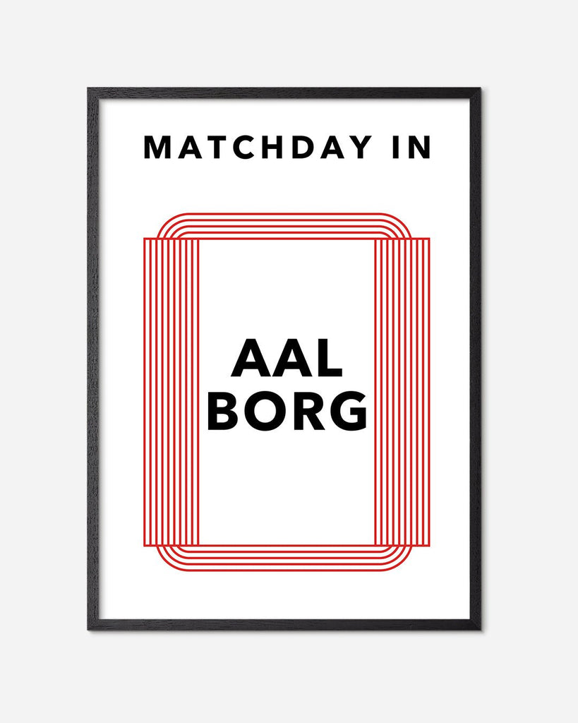 En Aab fodbold plakat med aalborg stadion fra Matchday kollektionen i en sort egetræsramme - Olé Olé