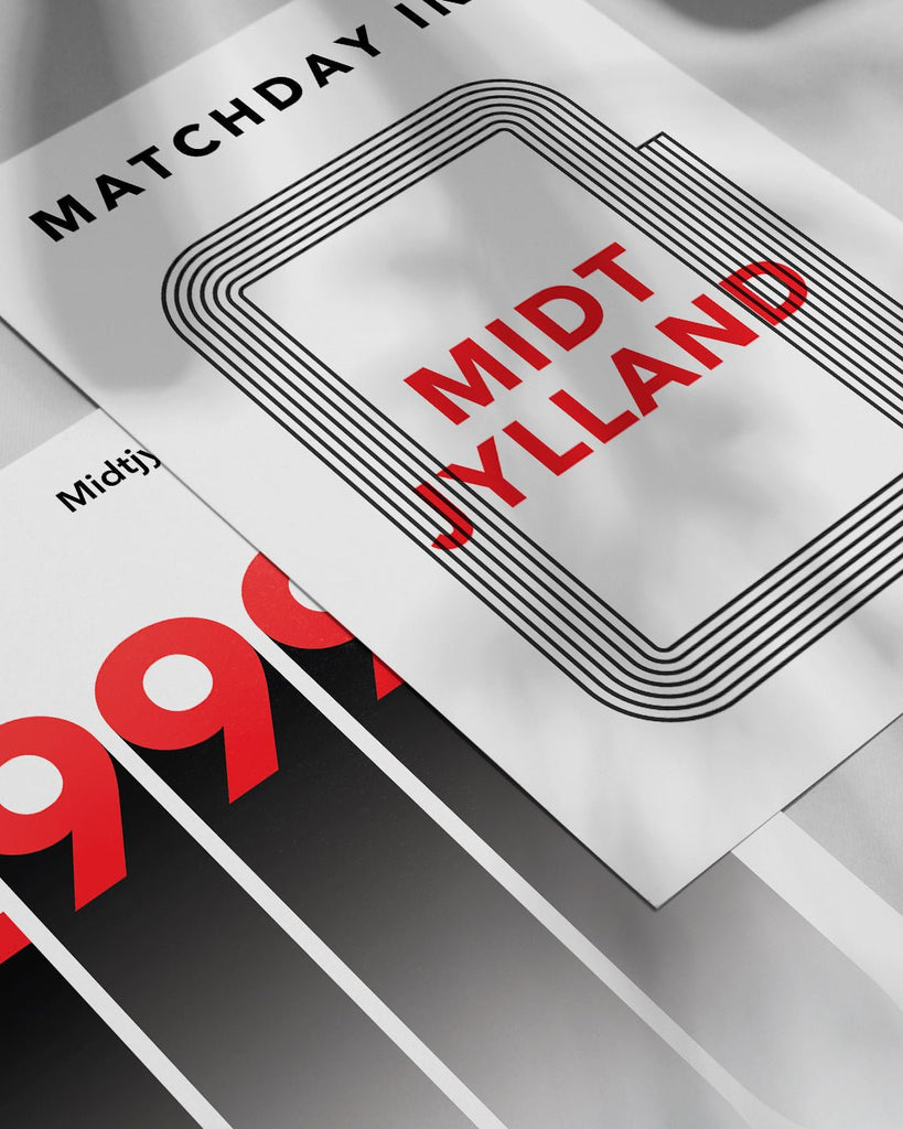 En midtjylland fodbold plakat med midtjyllands stadion fra Matchday kollektionen ved siden af en anden plakat - Olé Olé