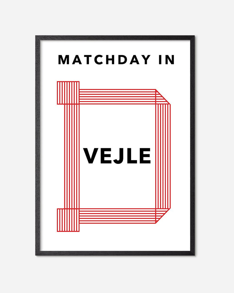 En VB fodbold plakat med Vejle Stadion fra Matchday kollektionen i en sort egetræsramme - Olé Olé