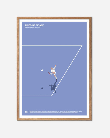 En Real Madrid fodbold plakat med Zinedine Zidane fra lagersalg i en egetræsramme - Olé Olé