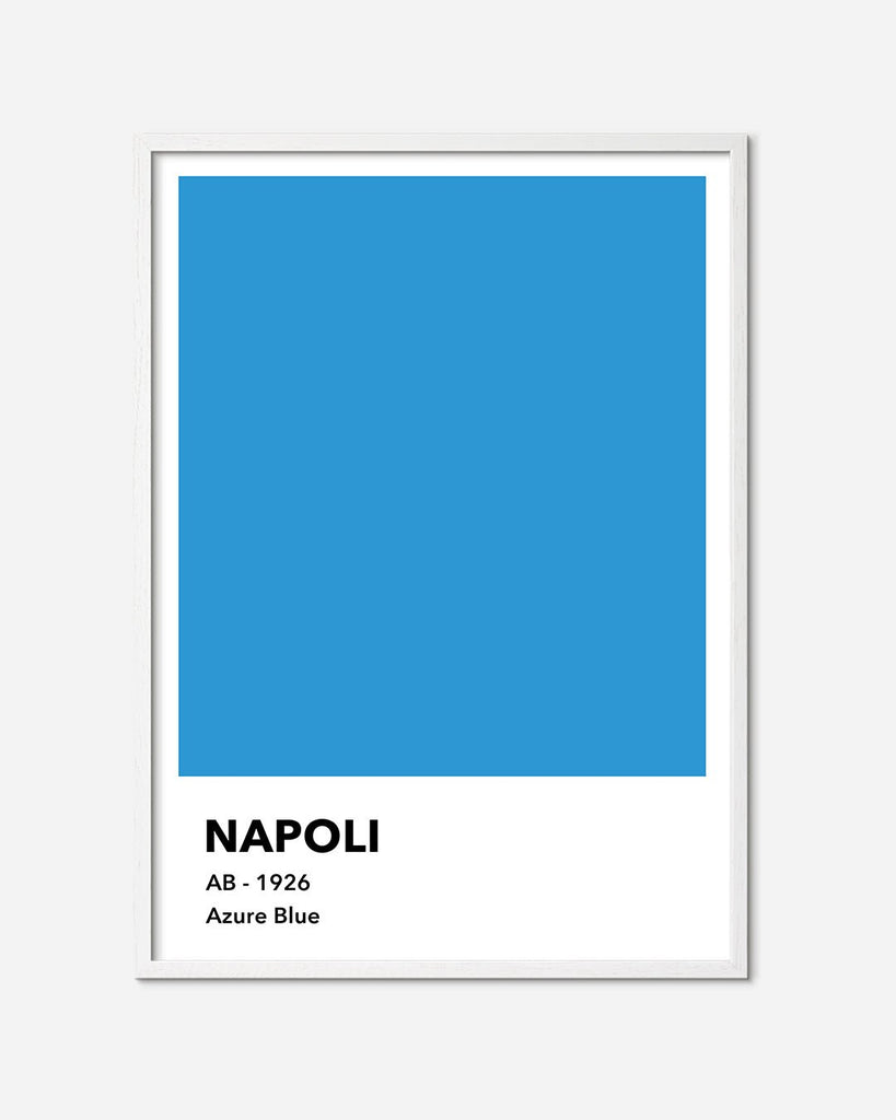 En S.S.C Napoli fodbold plakat med deres lyseblå farve fra Colors kollektionen i en hvid egetræsramme - Olé Olé