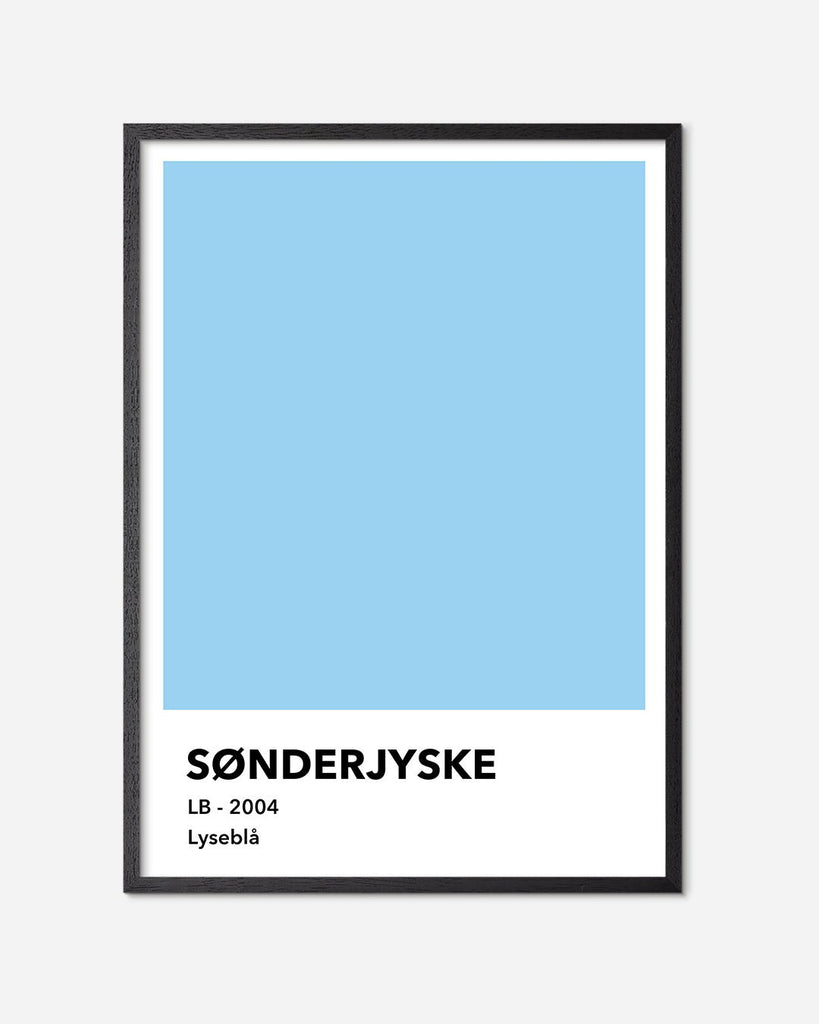 En Sønderjyske fodbold plakat med deres lyseblå farve fra Colors kollektionen i en sort egetræsramme - Olé Olé