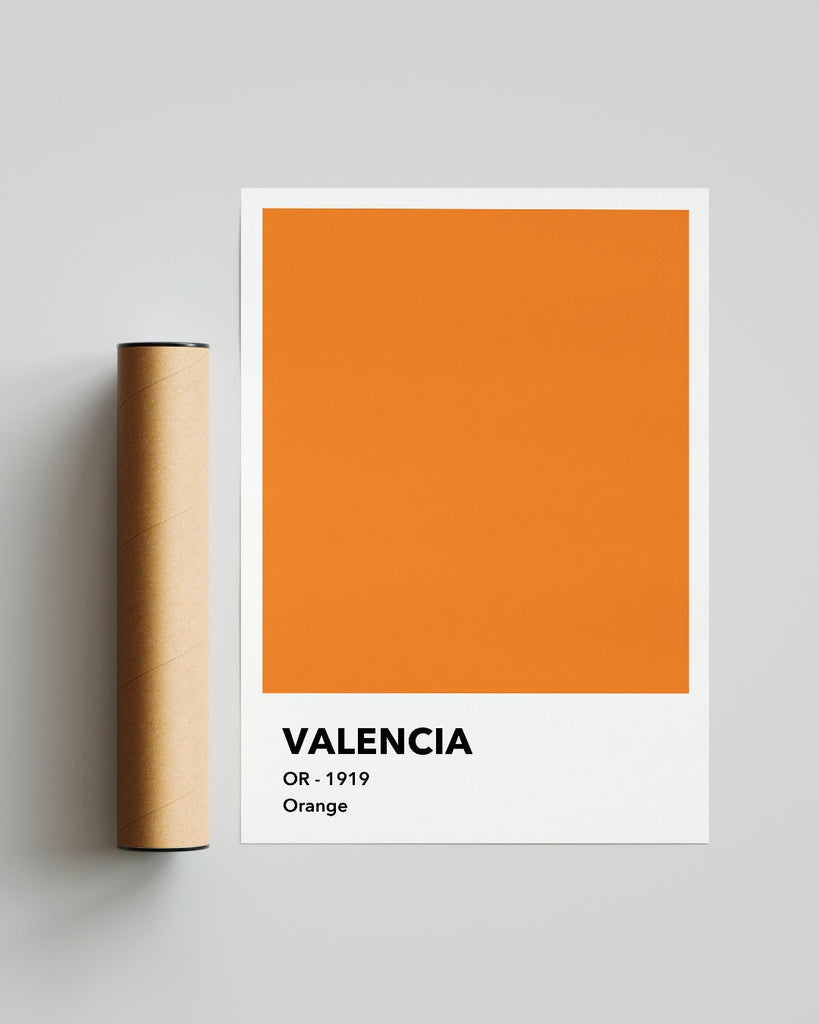 En Valencia C.F. fodbold plakat med deres orange farve fra Colors kollektionen ved siden af emballage - Olé Olé