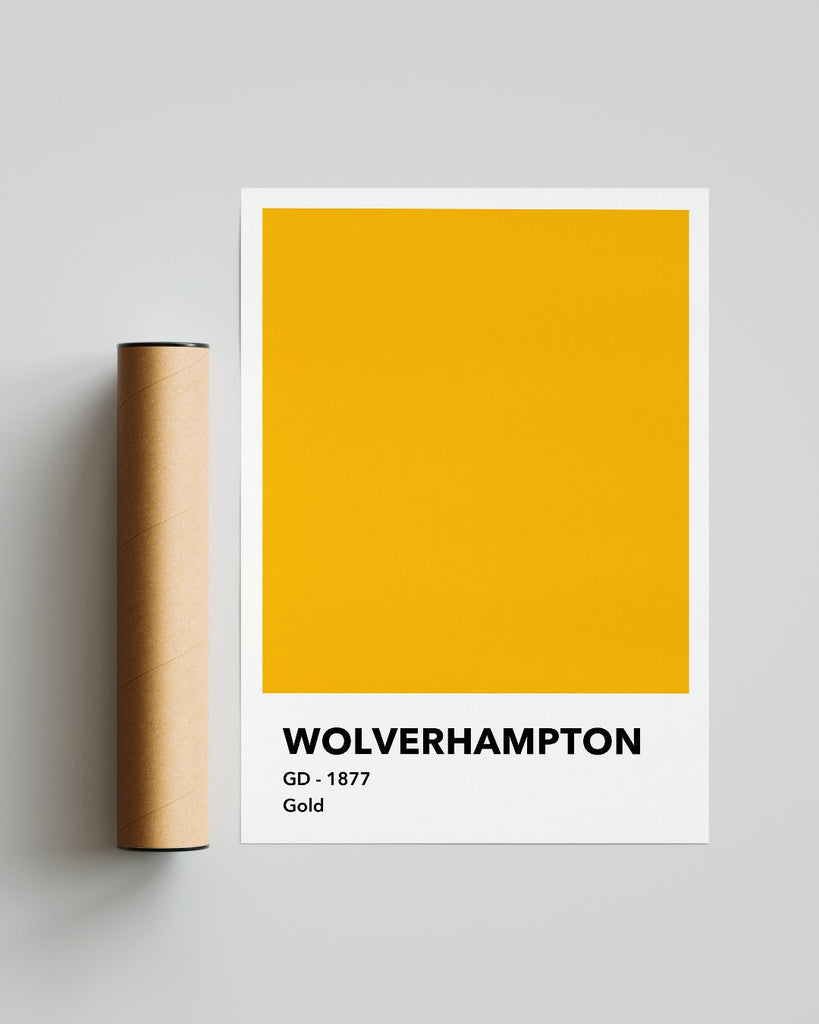 En Wolverhampton F.C. fodbold plakat med deres guld farve fra Colors kollektionen ved siden af emballage - Olé Olé