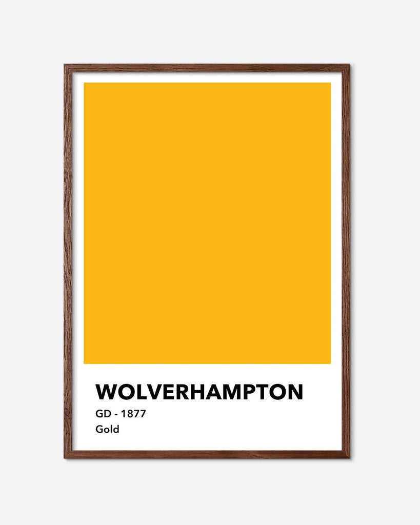 En Wolverhampton F.C. fodbold plakat med deres guld farve fra Colors kollektionen i en mørk egetræsramme - Olé Olé